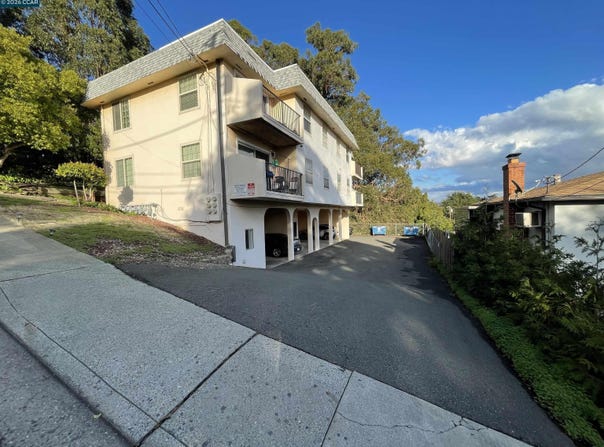 521 Laurel Ave, Pinole, CA 94564
