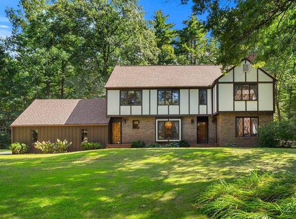 39 Ashbrook Drive, Hampton, NH 03842