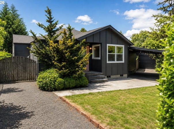 3051 OAK St, Longview, WA 98632
