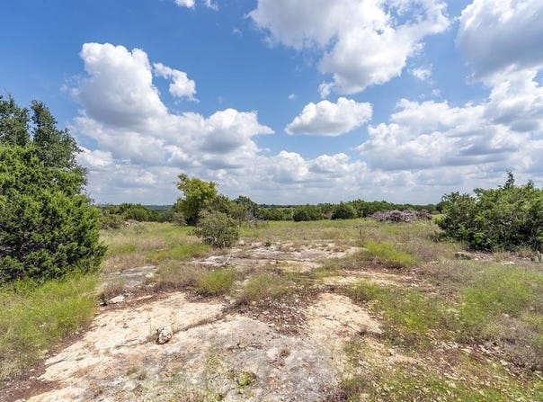 584 Saddle Ridge Dr, Bertram, TX 78605