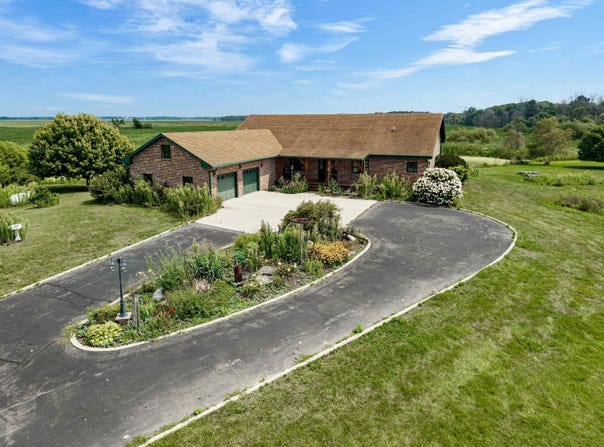 1328 COUNTY RD M, PICKETT, WI 54964