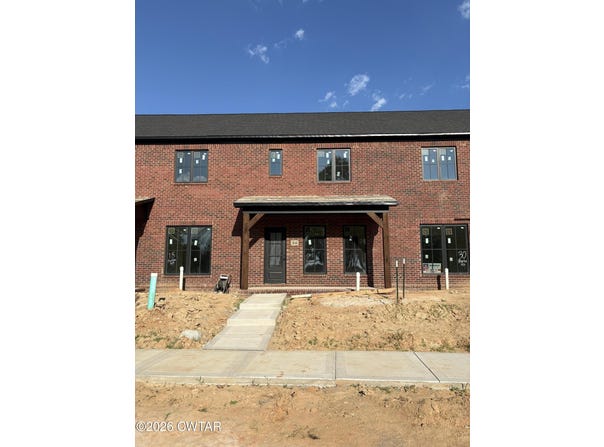 24 Barton Hill Boulevard, Jackson, TN 38305