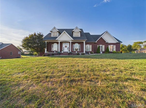 220 Coyote Ridge, Jackson, MO 63755