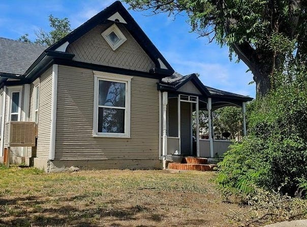 121 E 1st St, Manzanola, CO 81058