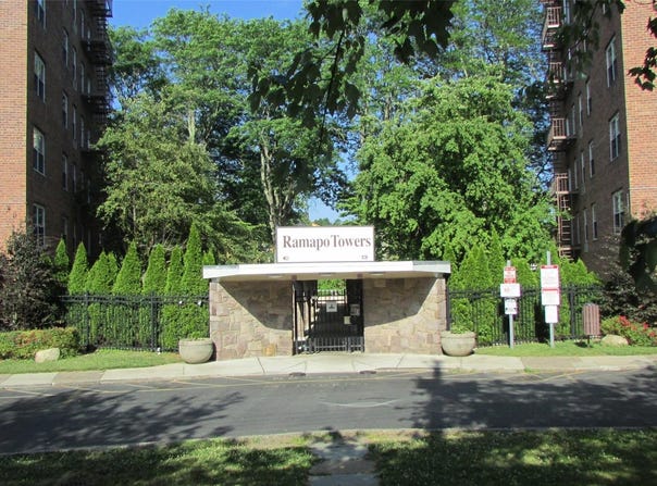 30 Cole S, Spring Valley, NY 10977