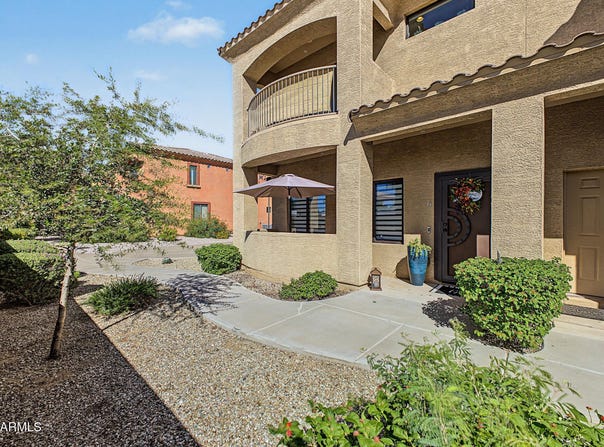 16220 N 30TH Place, Phoenix, AZ 85032