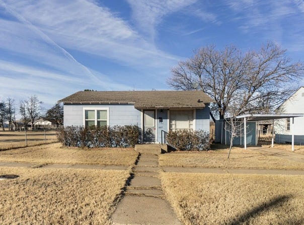 607 N Floyd Ave, Tulia, TX 79088