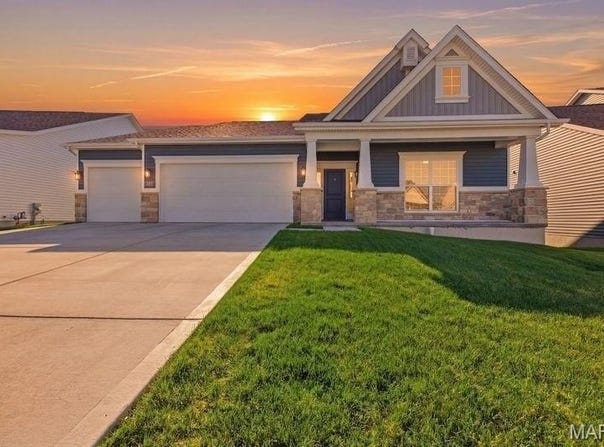 8012 Cotswald Trail, Cottleville, MO 63304
