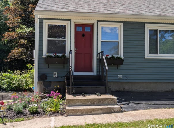 1232 Riverside Drive, Thompson, CT 06255