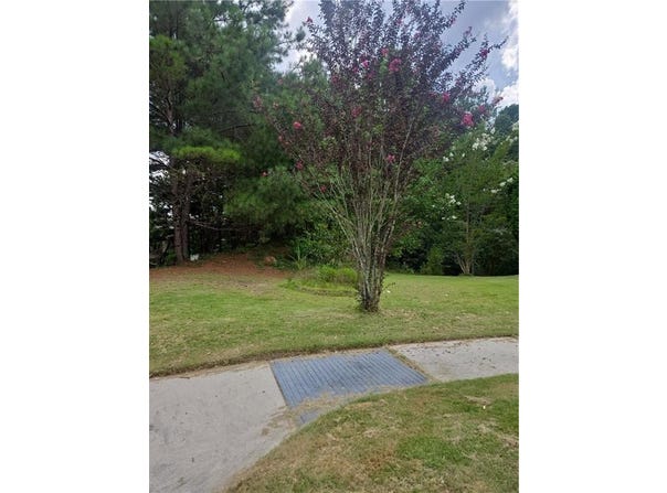 Dolostone Way, Dacula, GA 30019