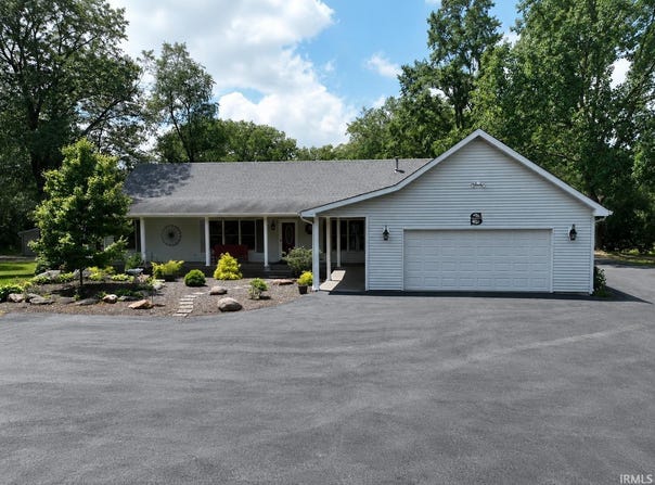 8248 N 75 W Crossroad, Monon, IN 47959
