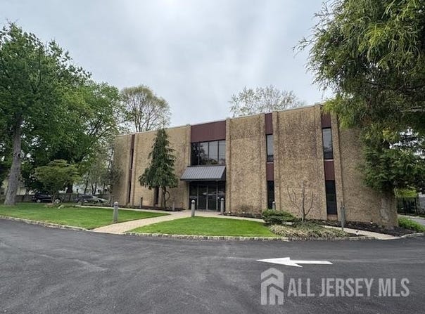 1299 US Route 22 Highway E, Mountainside, NJ 07092
