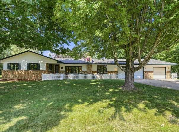 12199 Robin Road N, Maple Grove, MN 55369