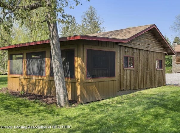 4179 S Straits Highway, Indian River, MI 49749