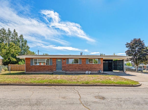 857 GODDARD St, Ogden, UT 84403