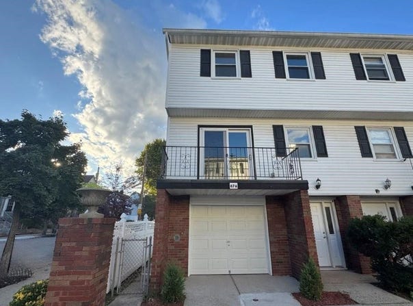 87 9TH ST, Bayonne, NJ 07002