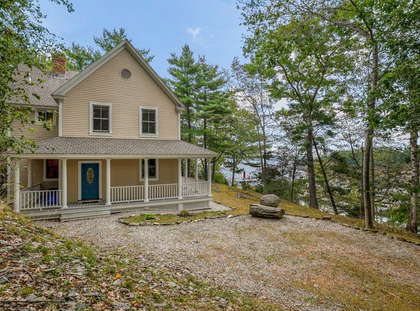 40 Sunrise Lane, Portland, ME 04109