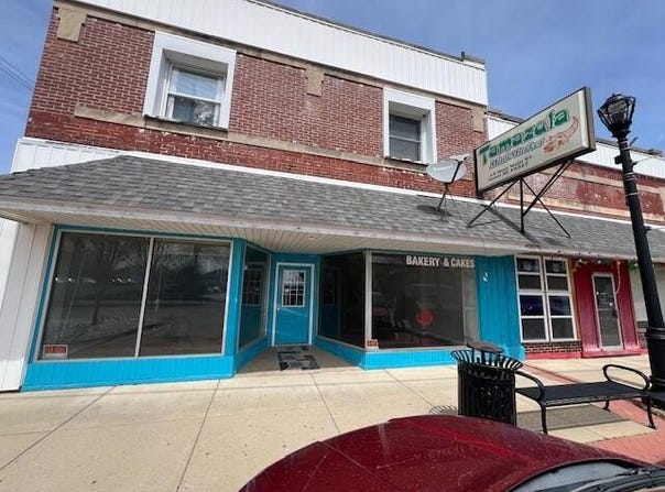 21 W Main Street, Grant, MI 49327