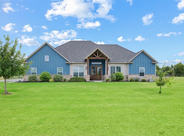 140 Clayton Crossing, Springtown, TX 76082