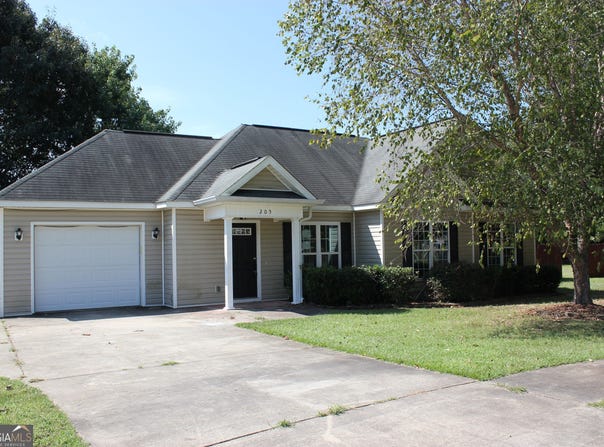 205 Gayla Court, Warner Robins, GA 31088