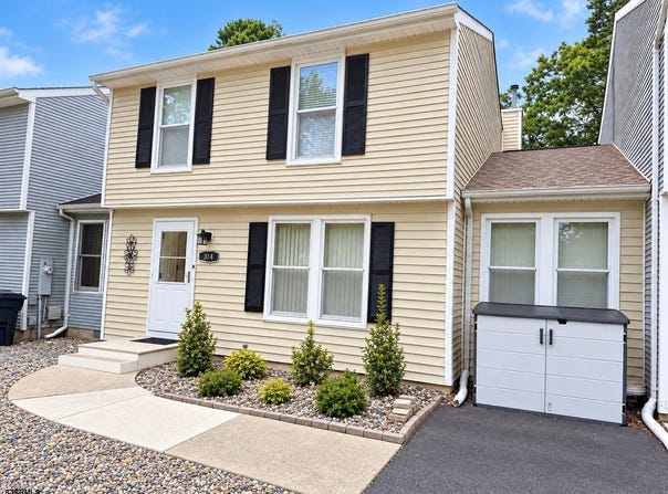 314 E Oakbourne Ave, Galloway Township, NJ 08205