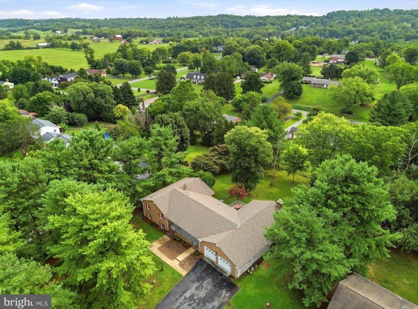 146 STONEBROOK Road, WINCHESTER, VA 22602