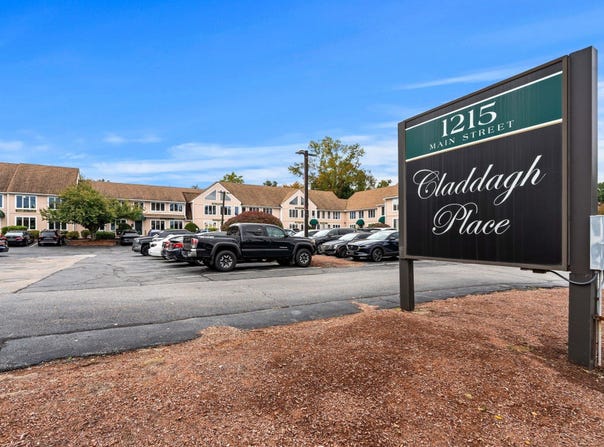 1215 Main St, Tewksbury, MA 01876