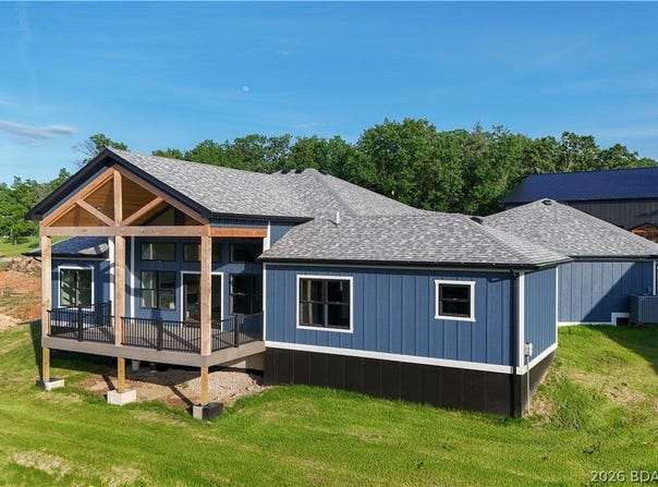 31291 Los Breezes Circle, Rocky Mount, MO 65072