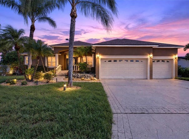 761 KINGSTON Court, APOLLO BEACH, FL 33572