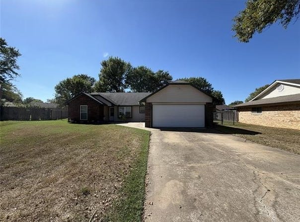 809 Patterson, Muskogee, OK 74403