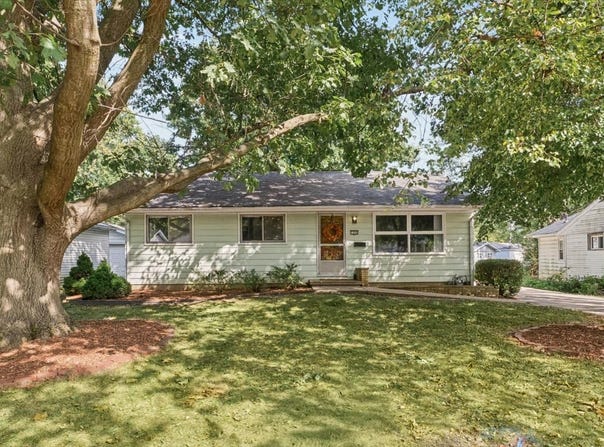 1200 Patton Place, Urbana, IL 61801