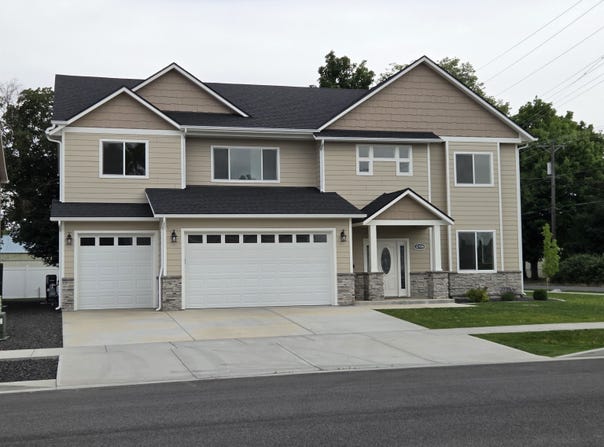 12704 E Desmet Ave, Spokane Valley, WA 99216