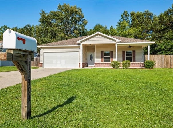 11393 WELLINGTON Lane, Hammond, LA 70403