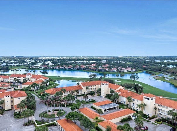 5065 Harmony Circle 306, Vero Beach, FL 32967