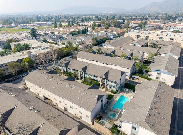 13100 Bromont Avenue, Sylmar, CA 91342