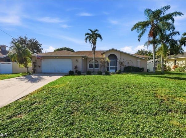 1312 SW 27th Terrace, Cape Coral, FL 33914