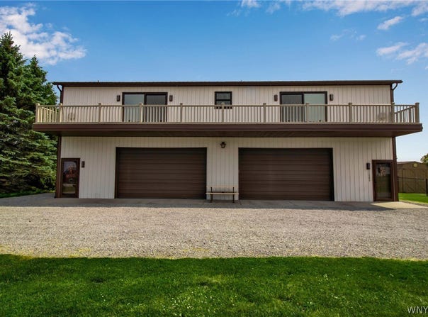 11582 Goetze Lane, Lyndonville, NY 14098