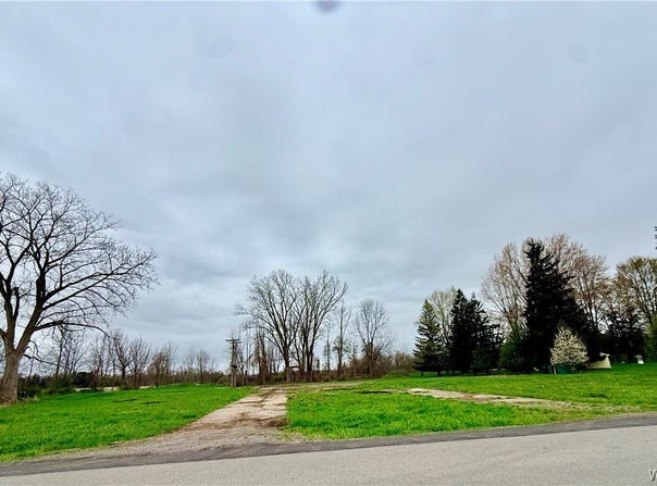 Maple Street, Albion, NY 14411