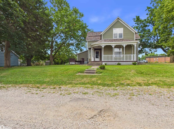 1310 Webster, Warsaw, IL 62379