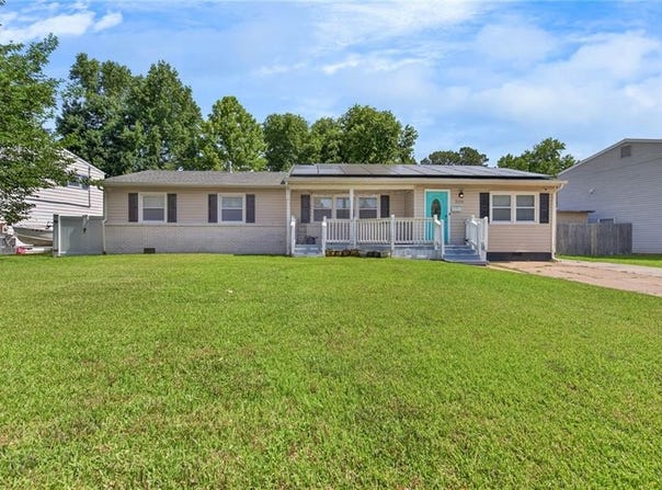 3104 Coach House Lane, Virginia Beach, VA 23452