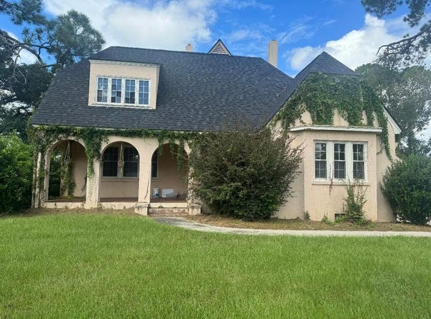 301 COLLEGE, Douglas, GA 31533