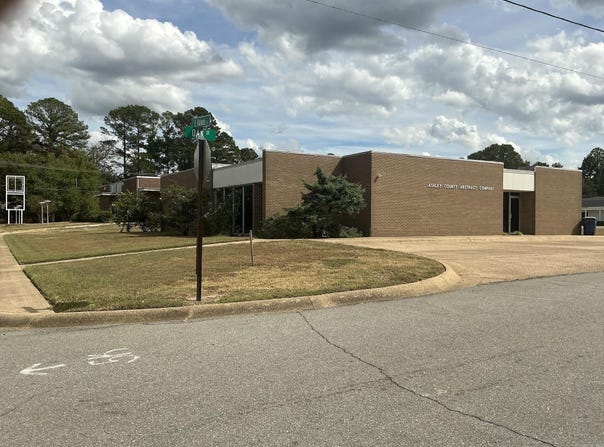108 N Oak, Hamburg, AR 71646