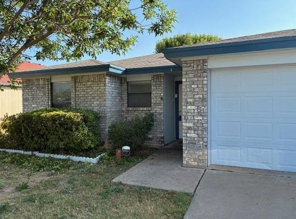 2718 Regent Boulevard, San Angelo, TX 76905