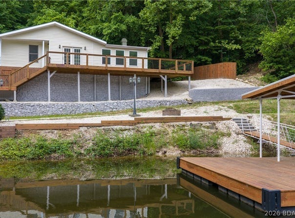 26587 Lakefront Lane, Rocky Mount, MO 65072