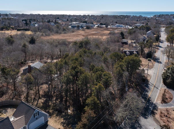 37 Doane Road, Harwich Port, MA 02646