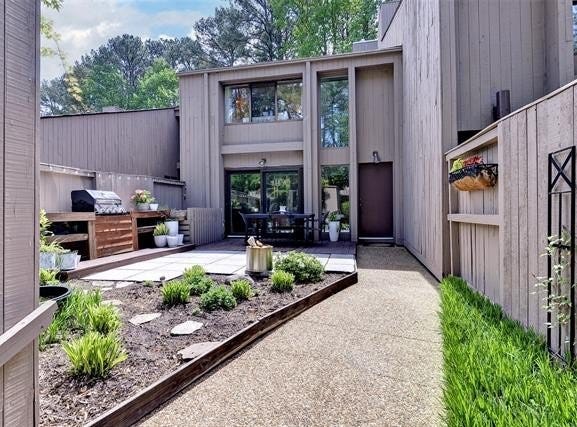 102 Harrops Glen, Williamsburg, VA 23185