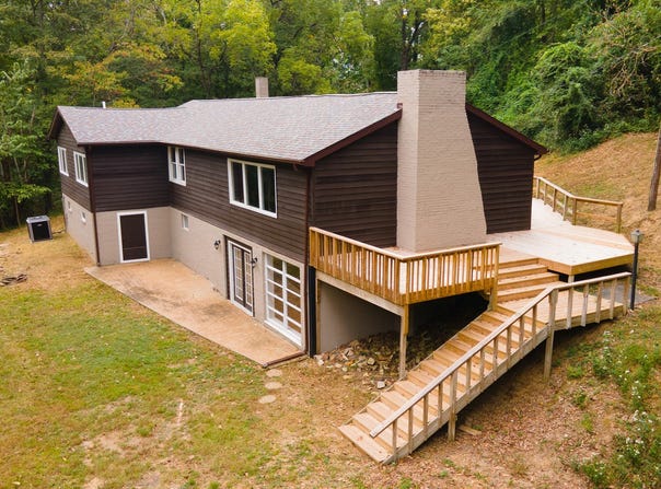 378 Contentment Road, Makanda, IL 62958