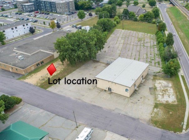 D Street, Mankato, MN 56001