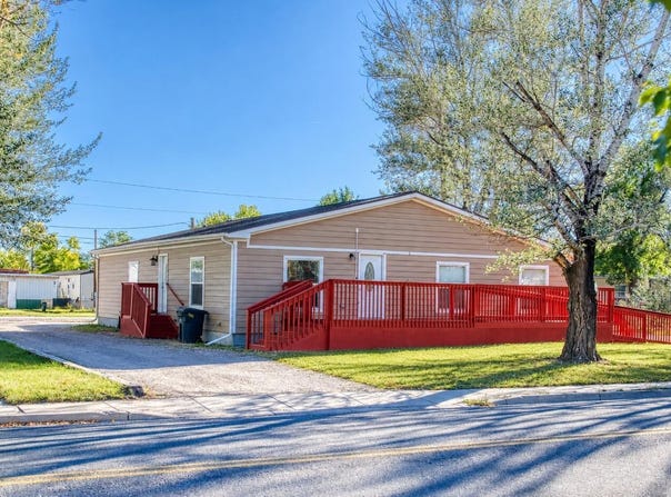 900 E 9th St, Gillette, WY 82716