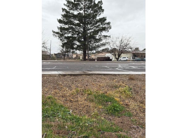 381 E US HWY 70, Pima, AZ 85543